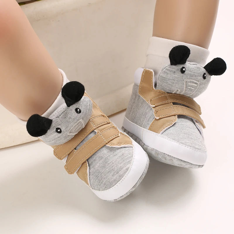 Classic baby shoes for boys and girls cute animal casual flat shoes the first baby cotton non slip and warm walking shoes ﻿