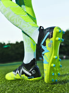 New Men Football Shoes Society Cleats Professional Soccer Shoes Indoor Fast Football Field Boots Sneaker Boy Original Training