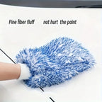 A wet & dry car wash mitt that effectively cleans your car in both wet and dry conditions.