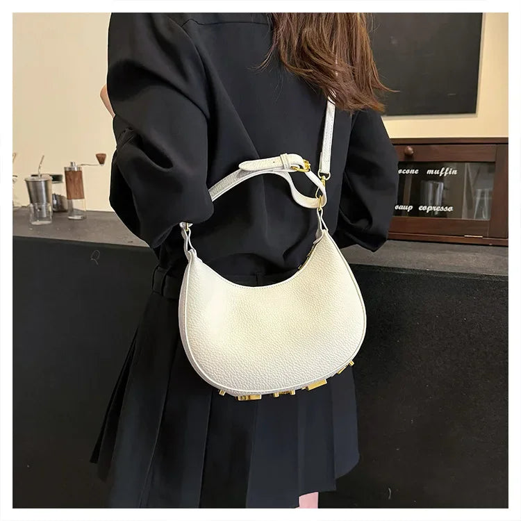 French handbag women bag semi-circular crescent single shoulder armpit bag fashionable commuting niche letter crossbody handbag