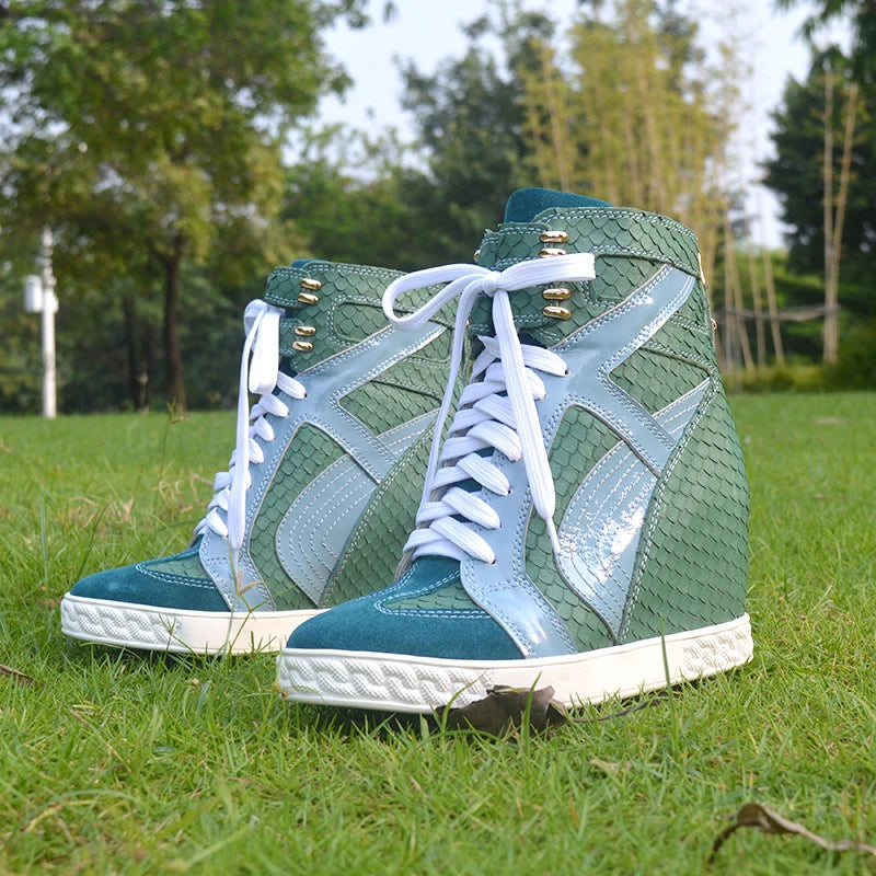White Punk Style Women Shoes Lace-up heel height 8CM Platform Shoes Woman Real Leather Ankle Rock Boots Patchwork Woman Sneakers