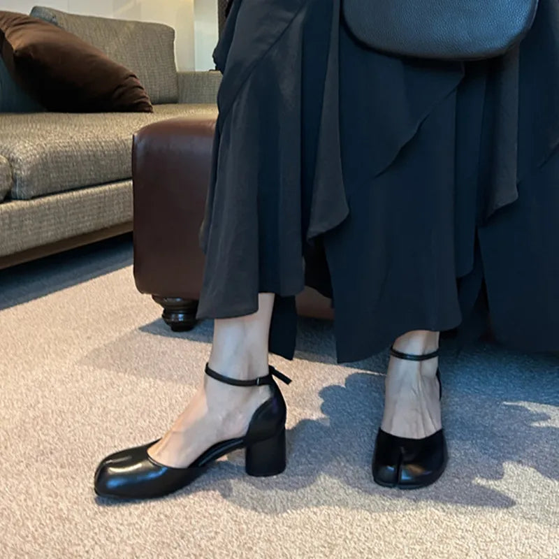 Bailamos Fashion Tabi Ninja Women Shoes Round Split Toe Shallow Thick Heel Sandals Mid Heel Mary Janes Shoes Female Pumps Mujer