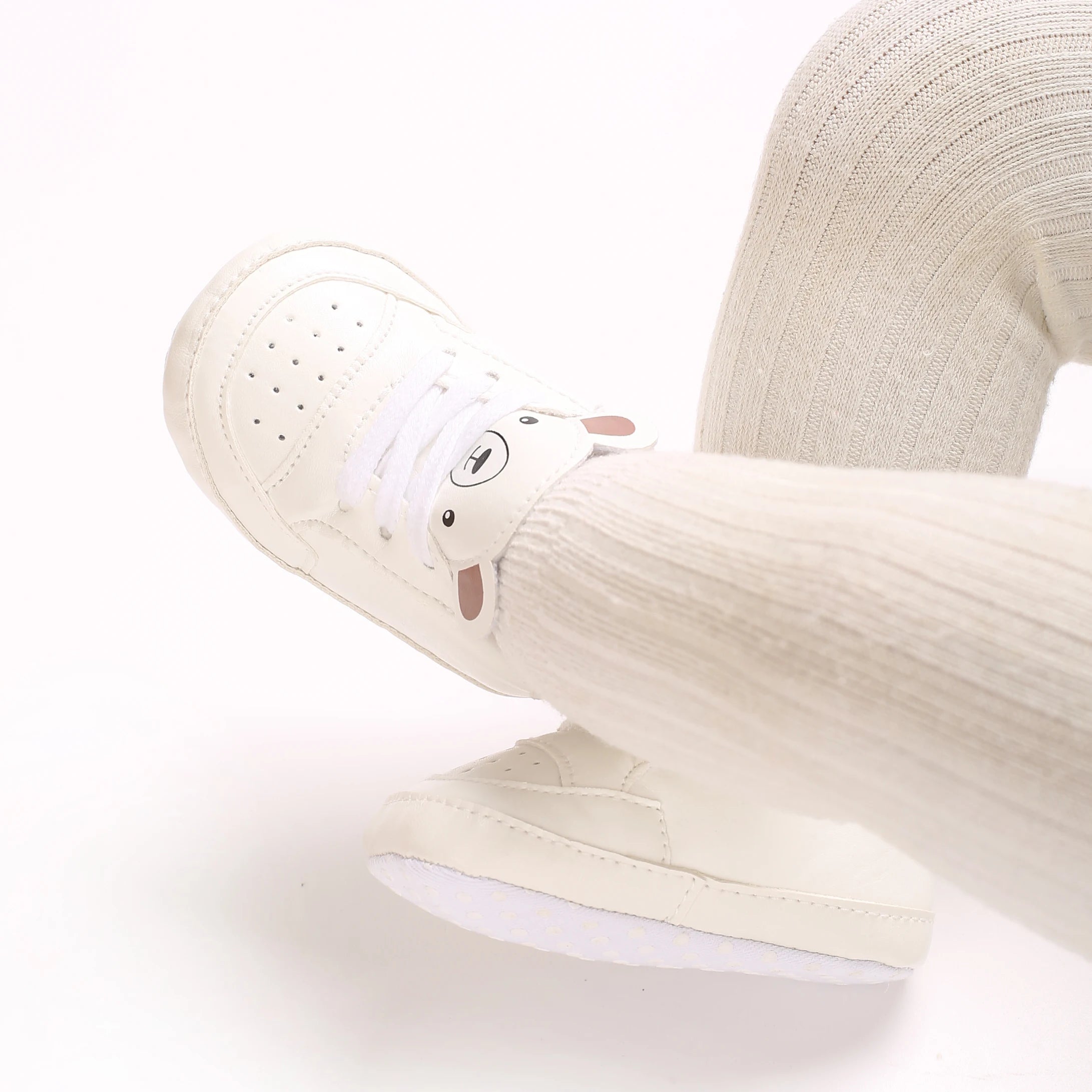 Classic baby shoes for boys and girls cute animal casual flat shoes the first baby cotton non slip and warm walking shoes ﻿