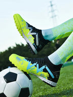 New Men Football Shoes Society Cleats Professional Soccer Shoes Indoor Fast Football Field Boots Sneaker Boy Original Training