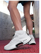 Parent-child casual sports shoes Four seasons new soft sole non-slip breathable outdoor running shoes men women's light sneakers