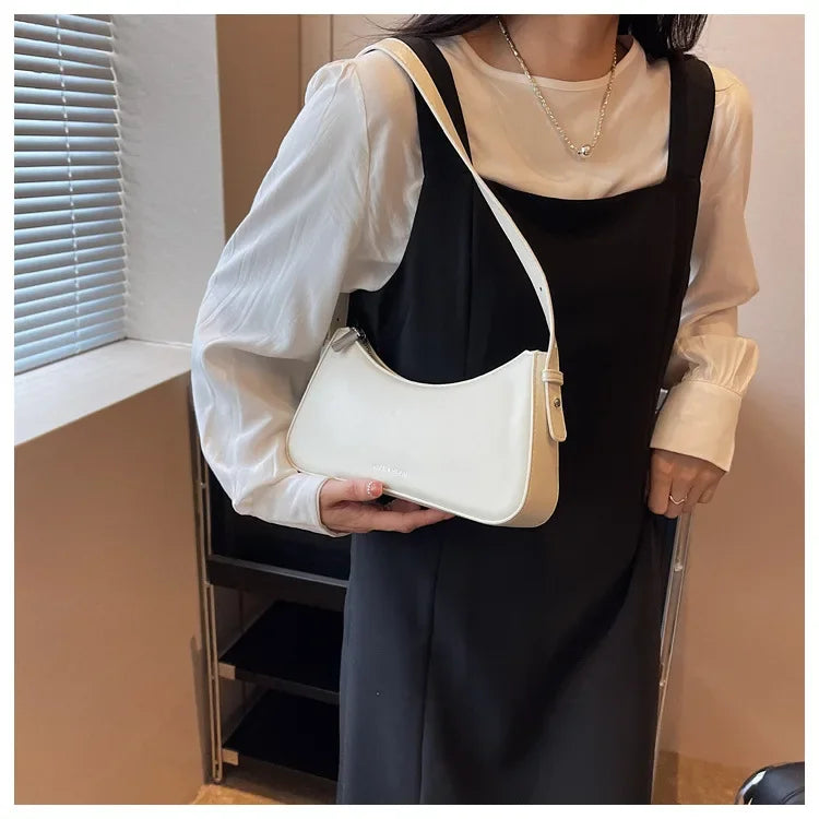 Small Cute Underarm Shoulder Bags for Women 2024 Trend Design Leather Handbags and Purses Y2K Silver Red Hand Bag Women Bag