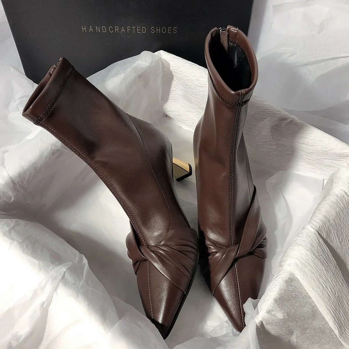 Modern Boots Patent Leather Designer Brand Luxury 2024 New Winter Ankel Boots Bow Wedding Party Dress Gladiator Women Shoes