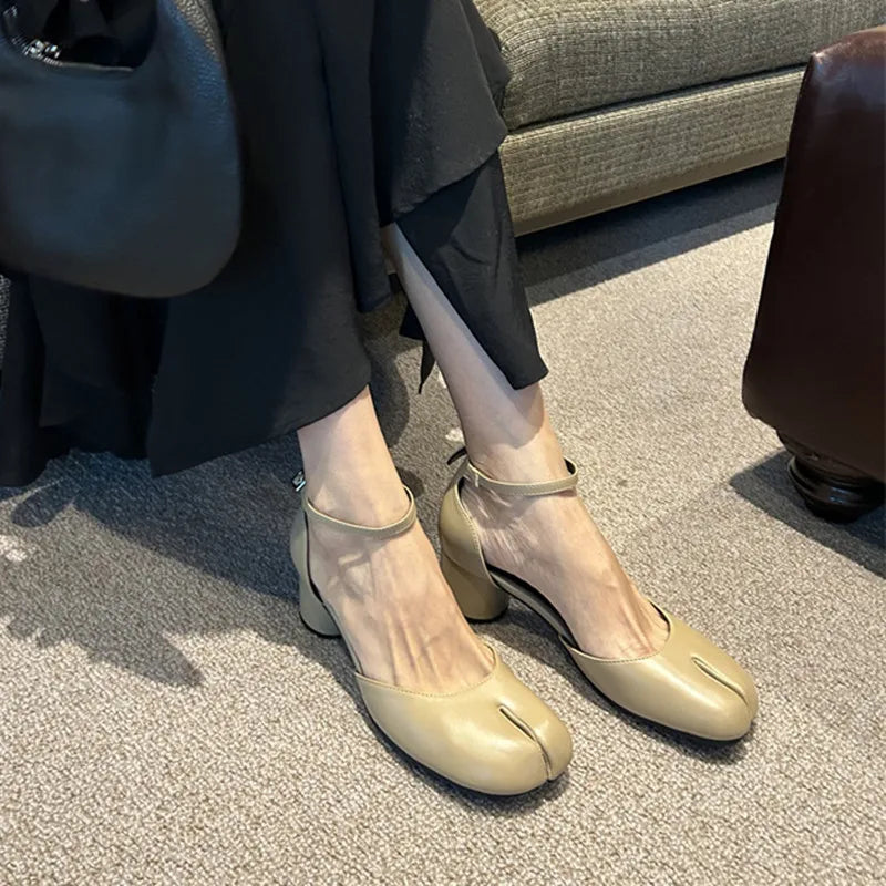 Bailamos Fashion Tabi Ninja Women Shoes Round Split Toe Shallow Thick Heel Sandals Mid Heel Mary Janes Shoes Female Pumps Mujer