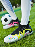 New Men Football Shoes Society Cleats Professional Soccer Shoes Indoor Fast Football Field Boots Sneaker Boy Original Training