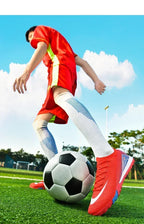 Men Football Field Boot TF/FG Indoor Original Professional Futsal Society Match Turf Soccer Shoes Non Slip Bootie Football Shoes