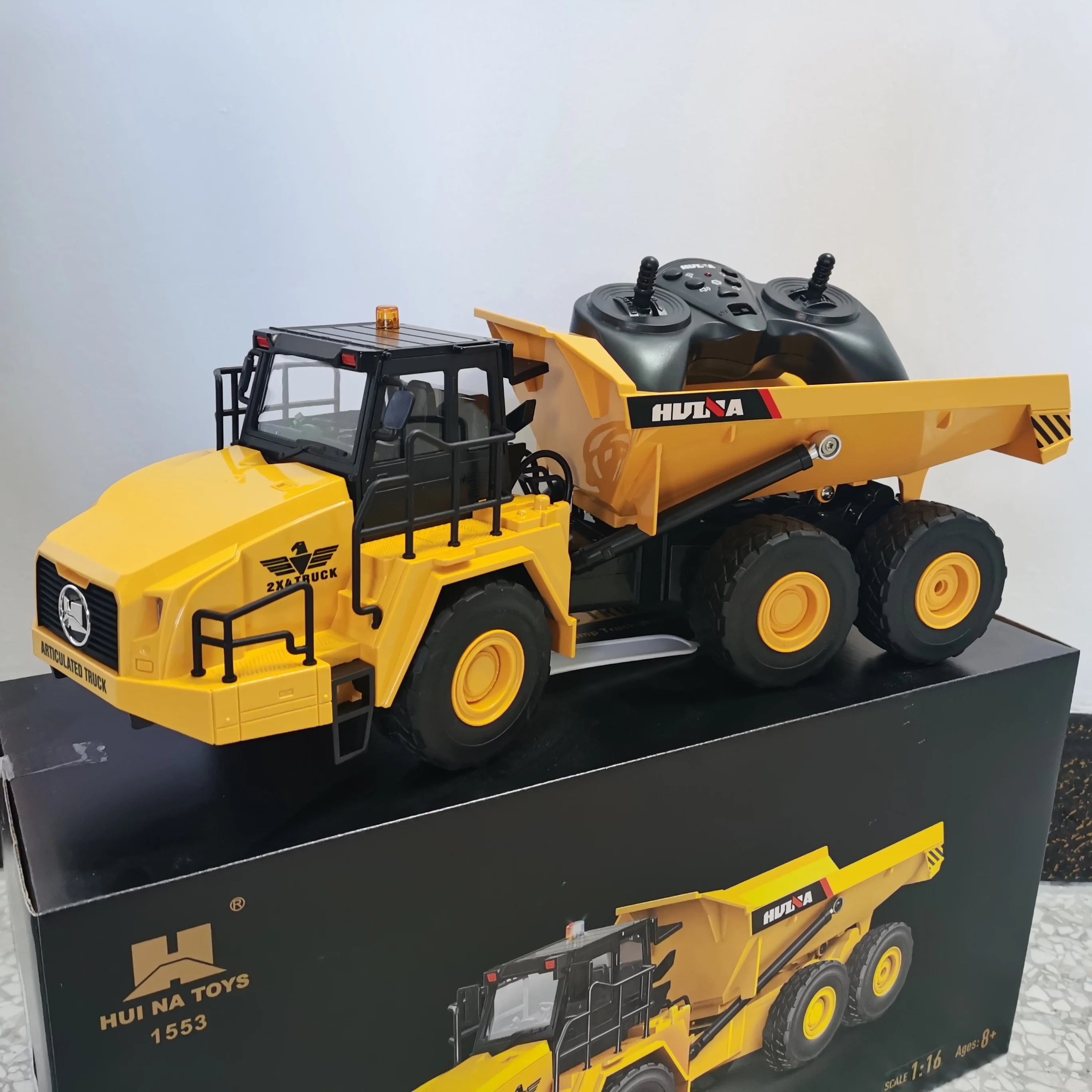 2023 New Rc Car Toys Huina 1553 Rc Truck Cars Remote Control Vehicle Radio Control Machine Toys for Children Toys 6 To 10 Years