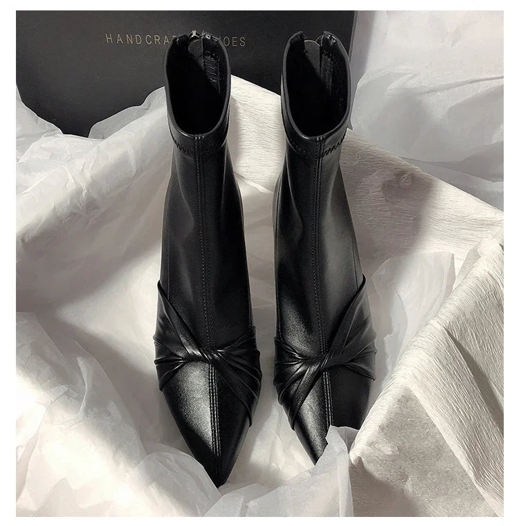 Modern Boots Patent Leather Designer Brand Luxury 2024 New Winter Ankel Boots Bow Wedding Party Dress Gladiator Women Shoes
