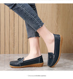 Fashion Genuine Leather Women Flats Tenis Shoes Woman Moccasins Women Shoe Footwear Women Shoes Retro Plus Size Female Footwear